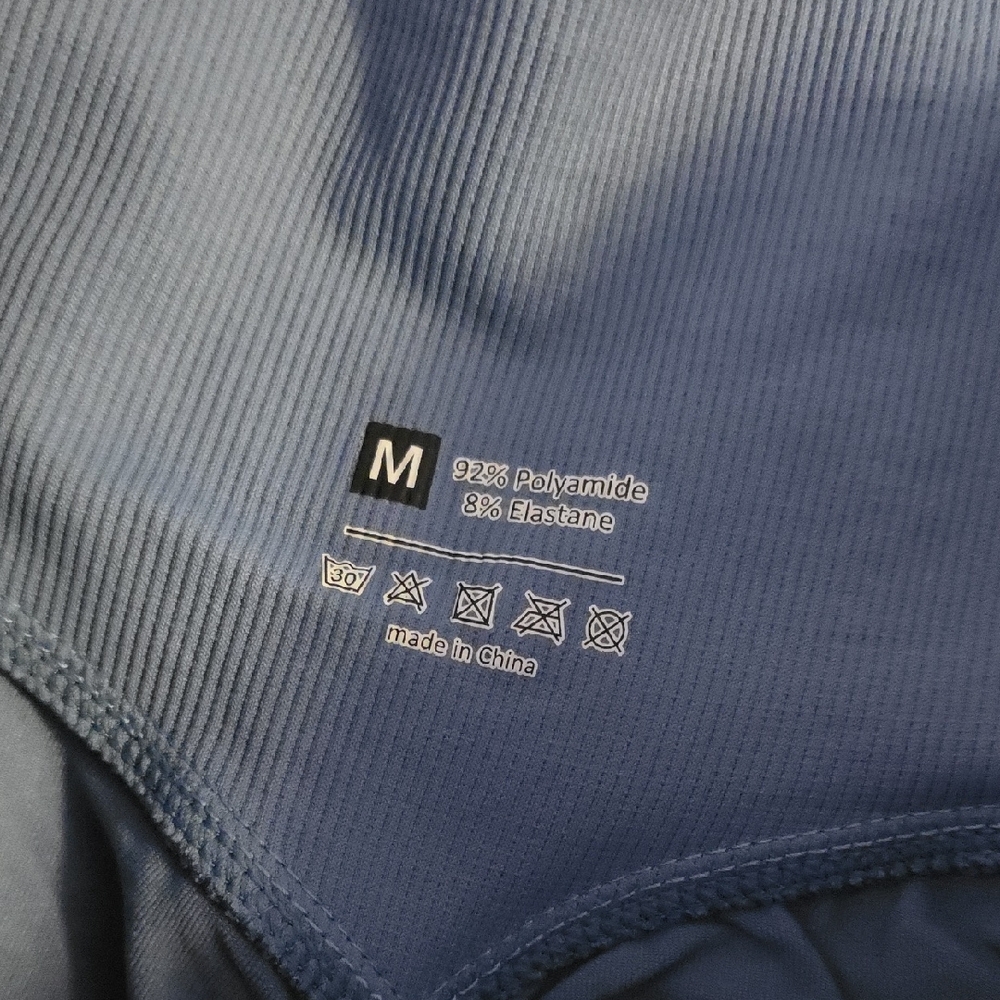 Amazon Women's Blue Bike Shorts - Picture 3 of 5